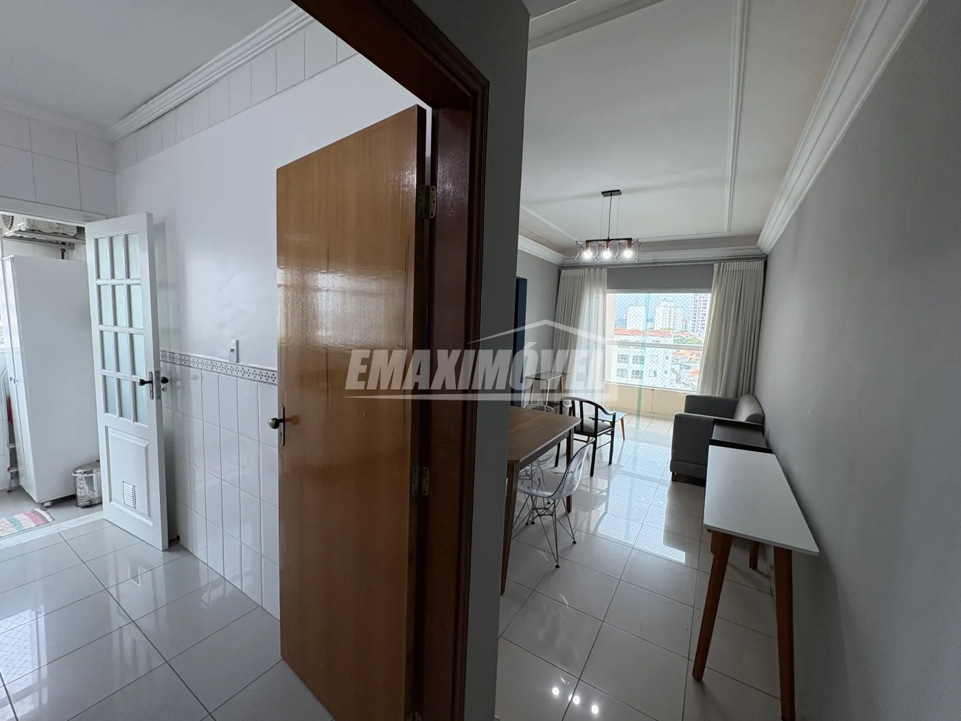 Alugar Apartamento / Padr&atilde;o em Sorocaba R$ 3.000,00 - Foto 2