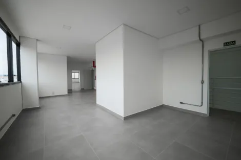 Sorocaba Iporanga Galpao Venda R$16.500.000,00 Condominio R$1.870,16  20 Vagas Area do terreno 2600.00m2 Area construida 2266.00m2