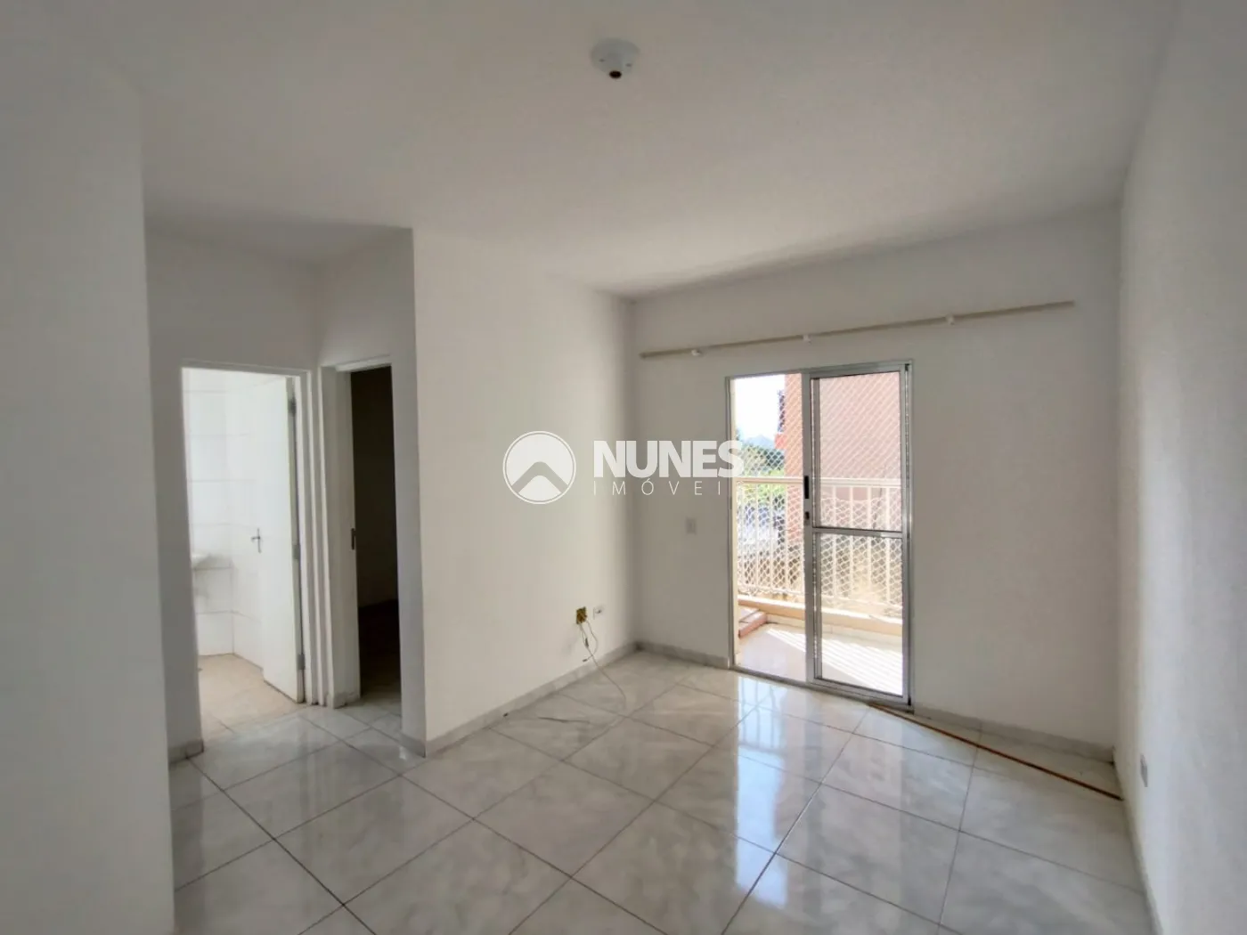 Alugar Apartamento / Padr&atilde;o em Itapevi R$ 1.100,00 - Foto 4