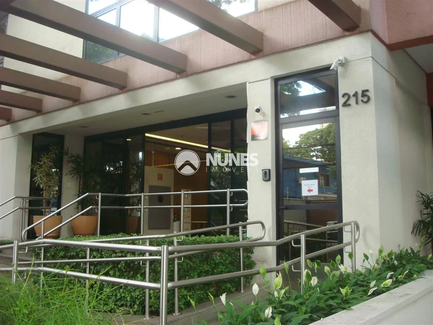 Alugar Comercial / Sala Comercial em S&atilde;o Paulo R$ 2.800,00 - Foto 1