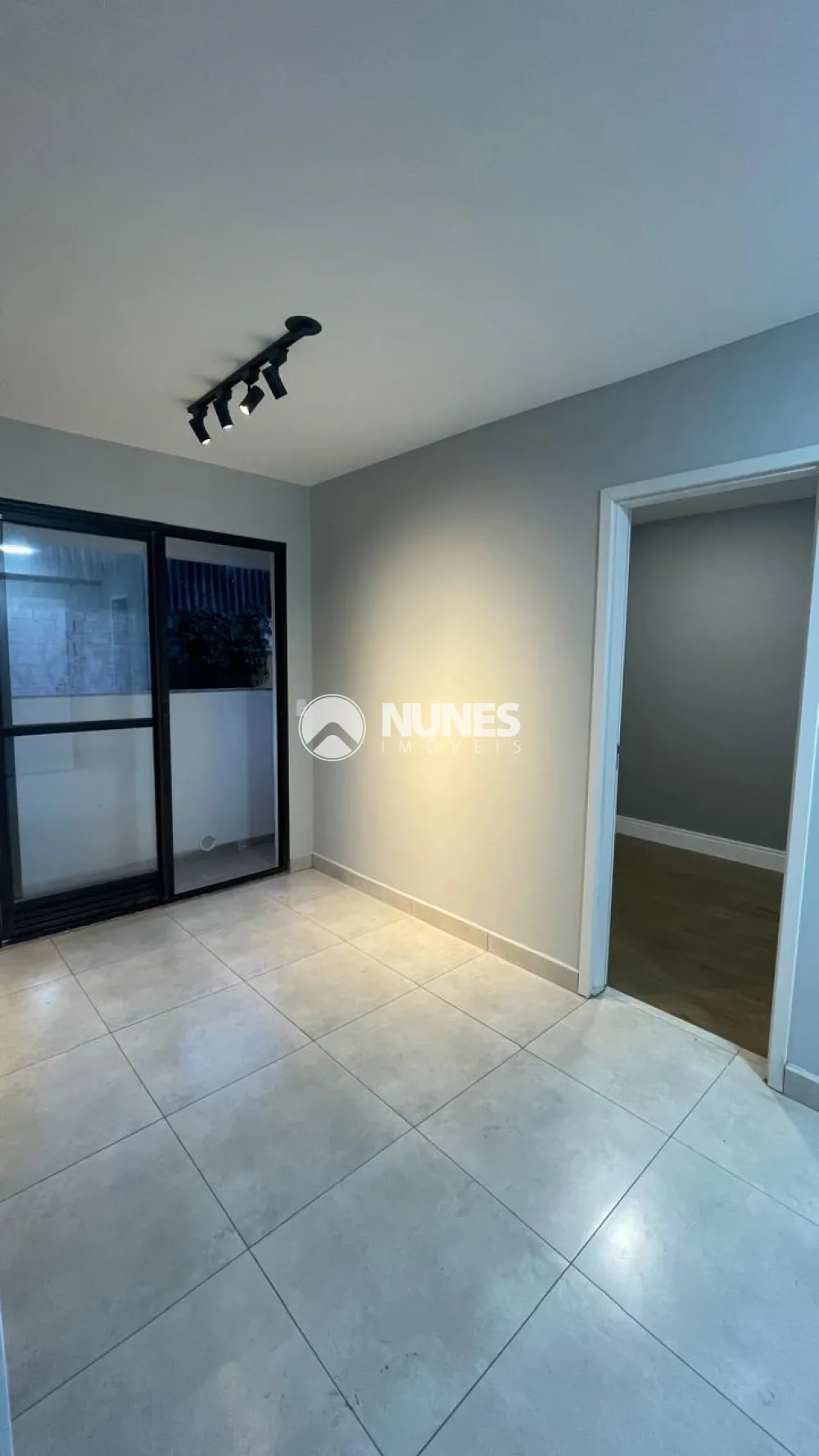 Alugar Apartamento / Padr&atilde;o em Jandira R$ 2.000,00 - Foto 1