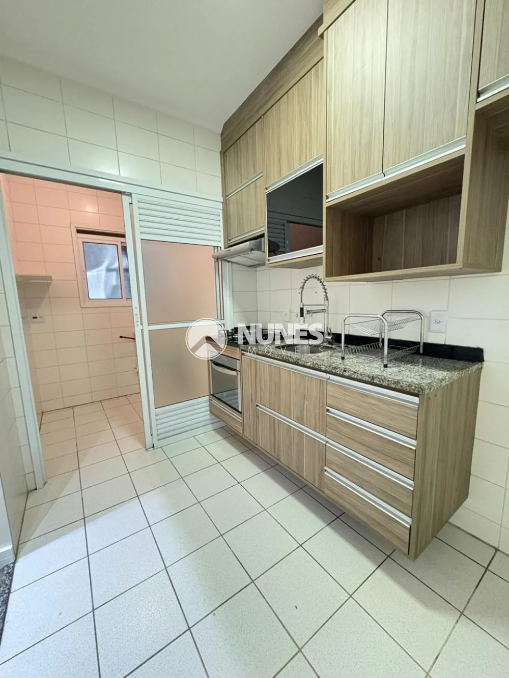 Alugar Apartamento / Padr&atilde;o em Barueri R$ 4.000,00 - Foto 6