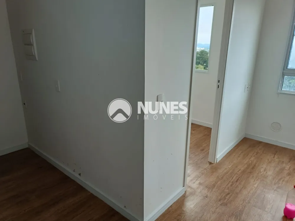 Alugar Apartamento / Padr&atilde;o em Carapicu&iacute;ba R$ 2.200,00 - Foto 5