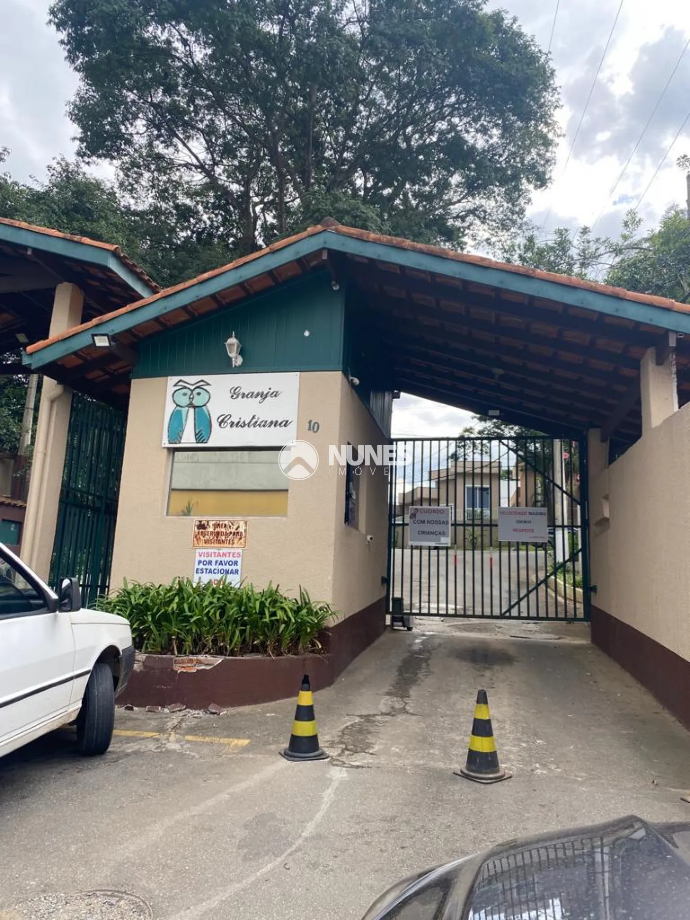 Alugar Casa / Condfechado em Vargem Grande Paulista R$ 4.500,00 - Foto 1