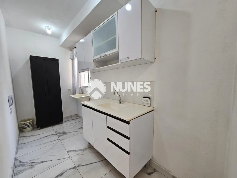 Alugar Apartamento / Padr&atilde;o em S&atilde;o Paulo R$ 1.150,00 - Foto 4