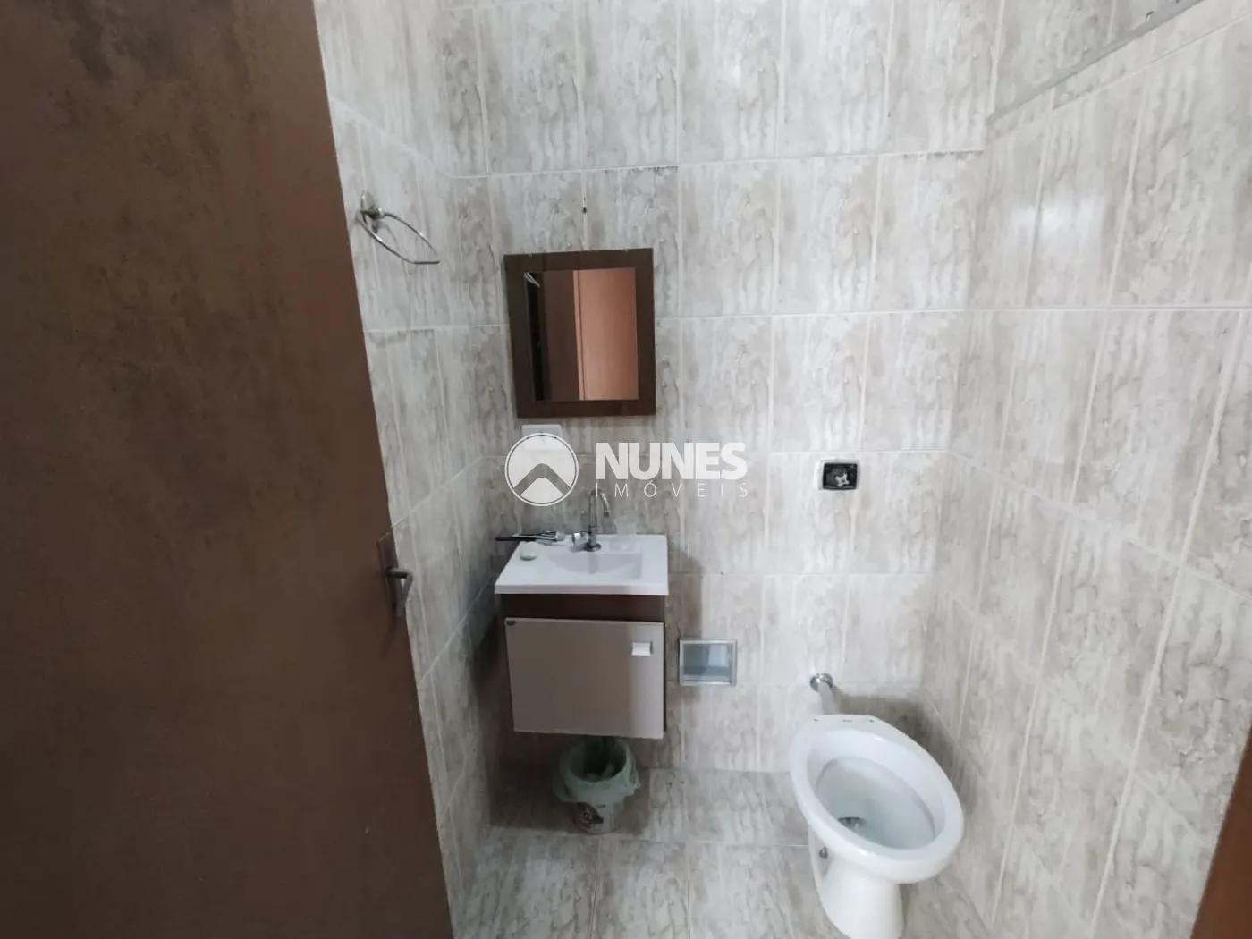 Alugar Casa / Assobradada em Barueri R$ 3.500,00 - Foto 23