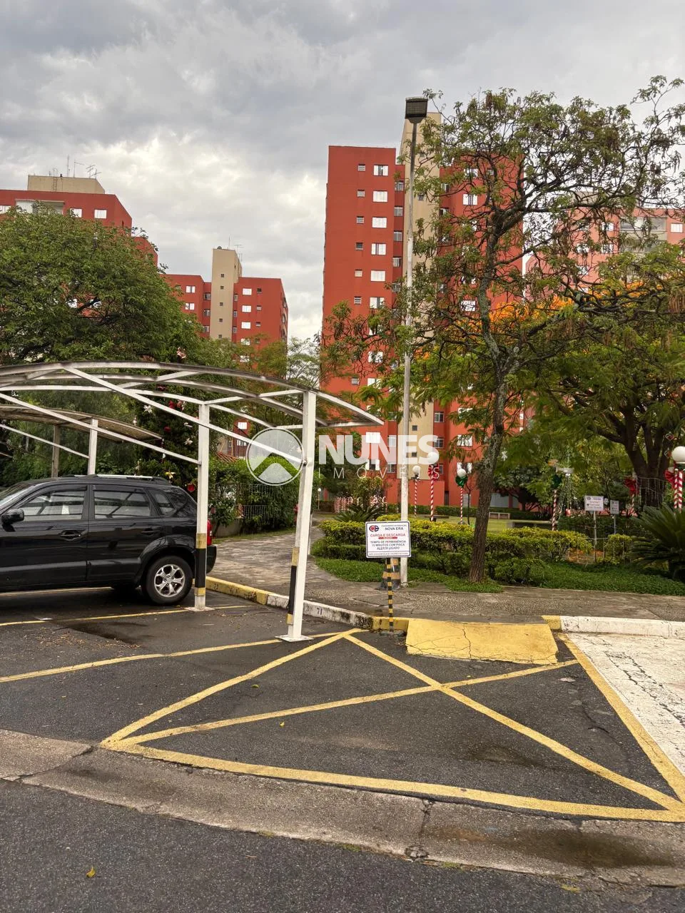 Comprar Apartamento / Padr&atilde;o em Osasco R$ 370.000,00 - Foto 4