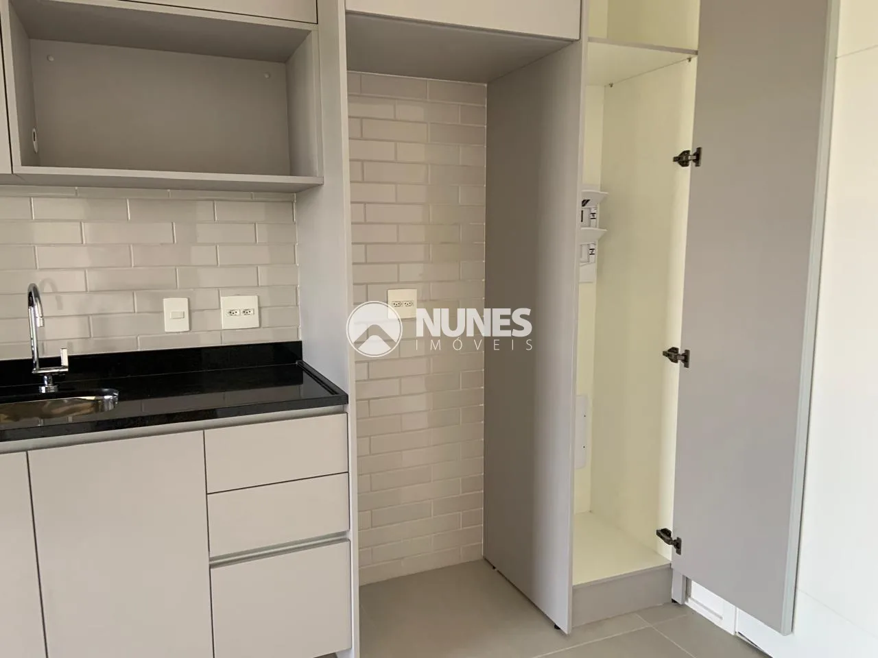 Alugar Apartamento / Padr&atilde;o em Barueri R$ 6.000,00 - Foto 5