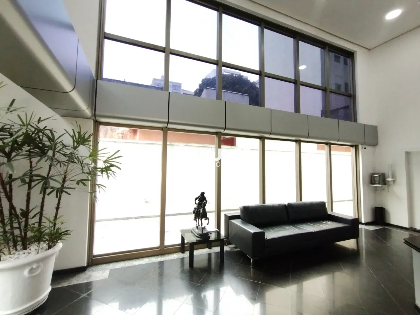 Alugar Comercial / Conjunto de salas em S&atilde;o Paulo R$ 7.100,00 - Foto 4