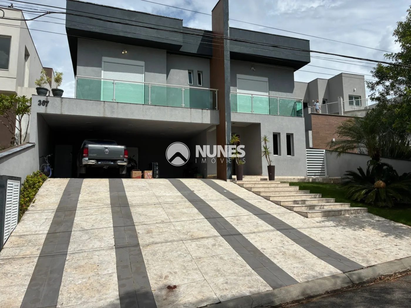 Alugar Casa / Condfechado em Jandira R$ 15.000,00 - Foto 1