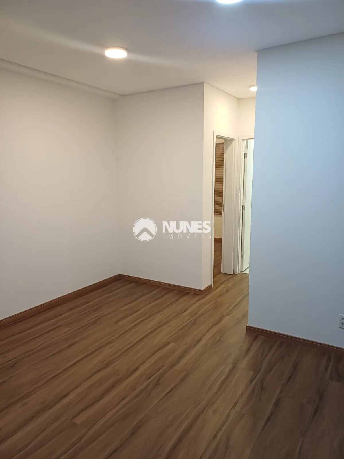 Alugar Apartamento / Padr&atilde;o em Barueri R$ 4.300,00 - Foto 2
