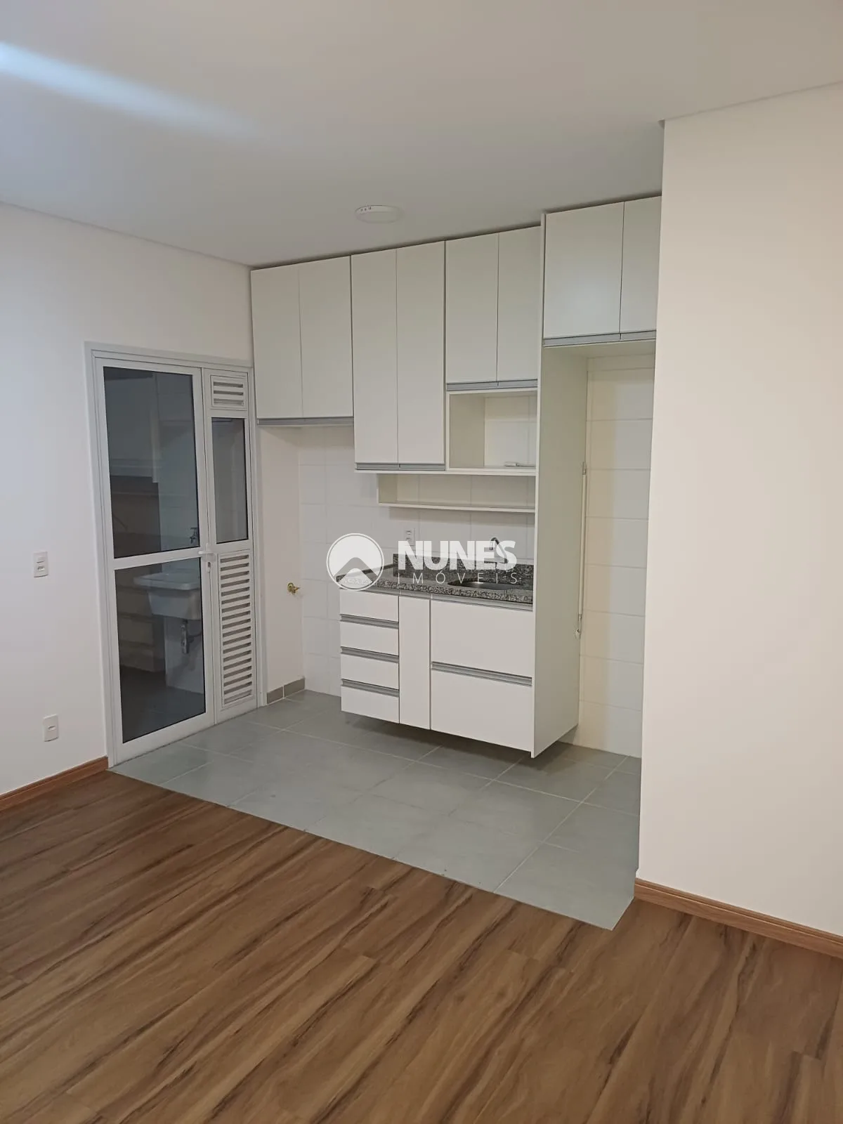 Alugar Apartamento / Padr&atilde;o em Barueri R$ 4.300,00 - Foto 4