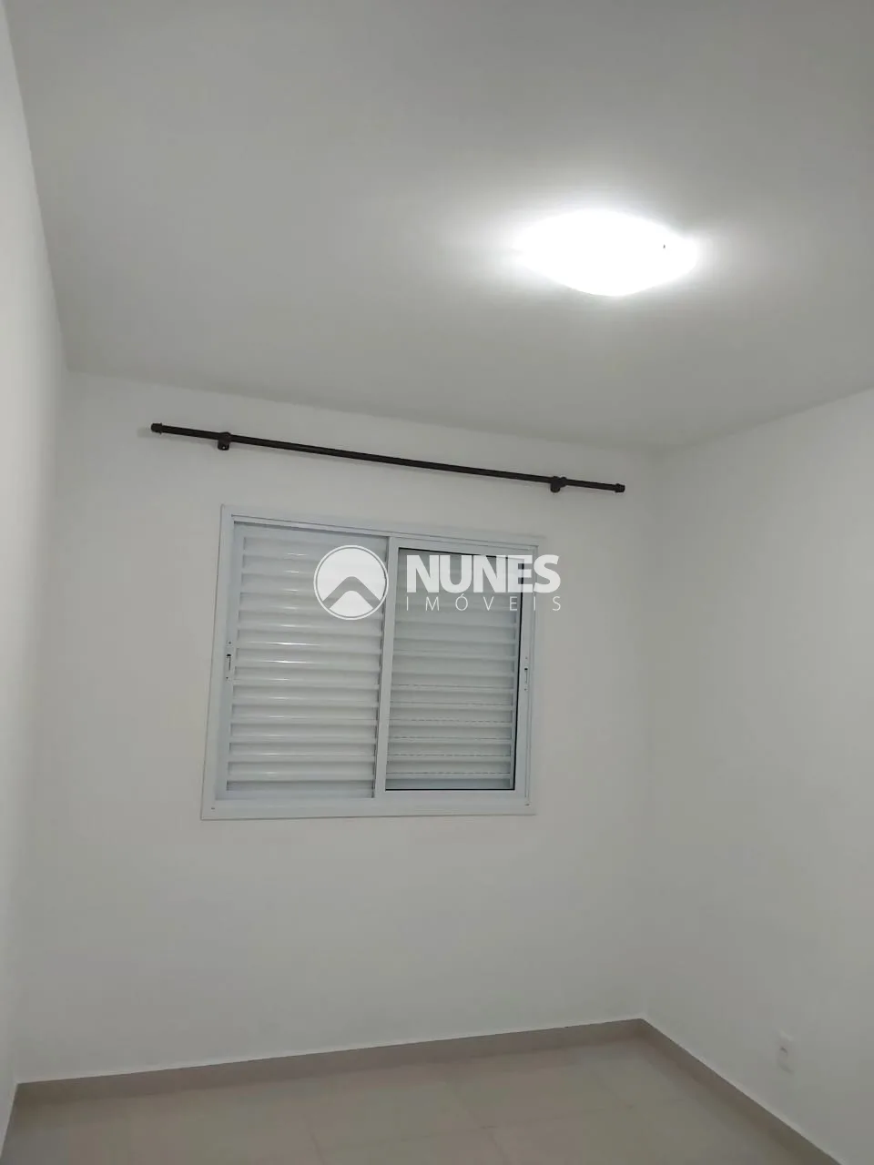 Alugar Apartamento / Padr&atilde;o em Barueri R$ 2.690,00 - Foto 5