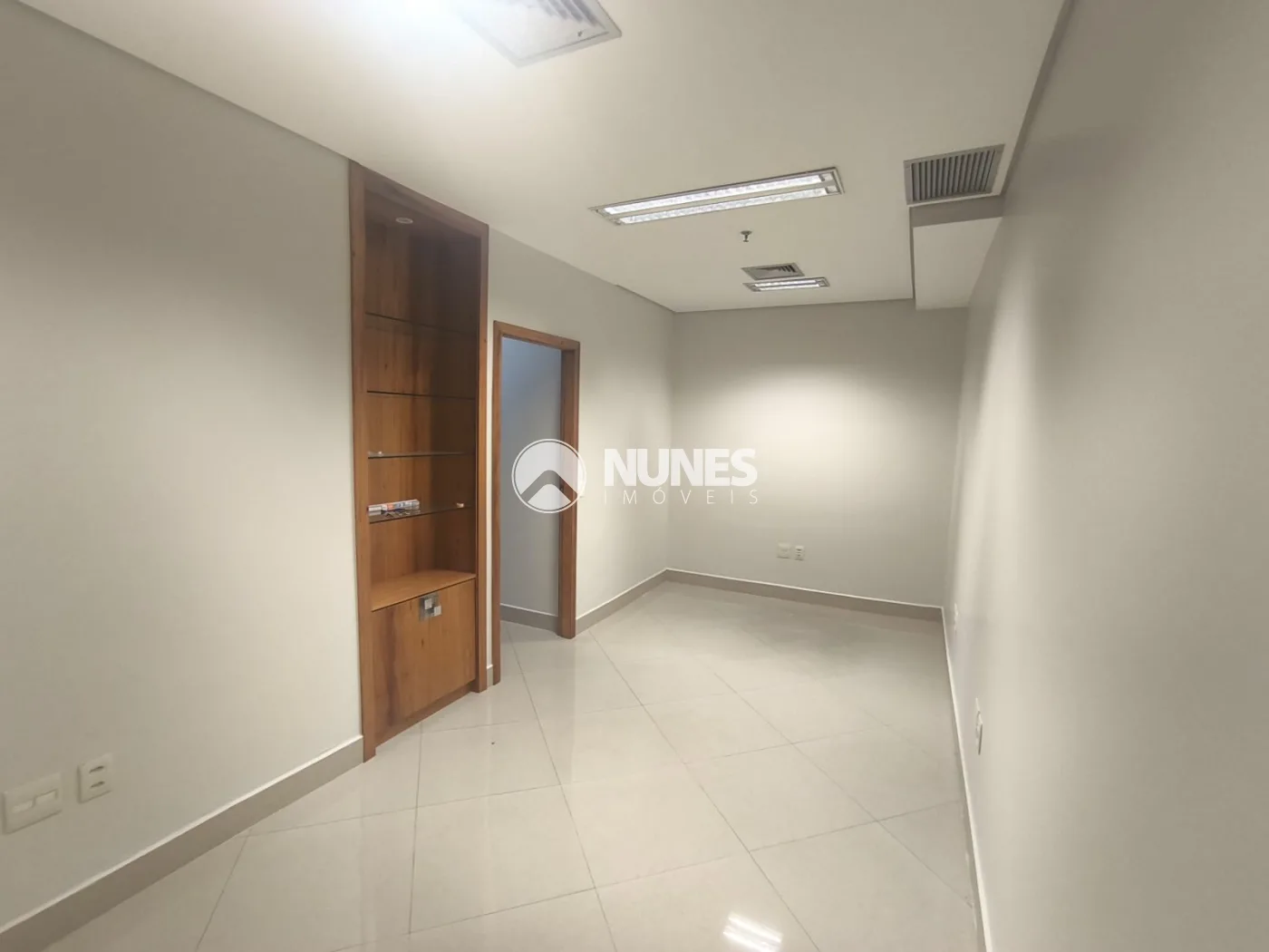 Alugar Comercial / Sala Comercial em Barueri R$ 3.500,00 - Foto 2