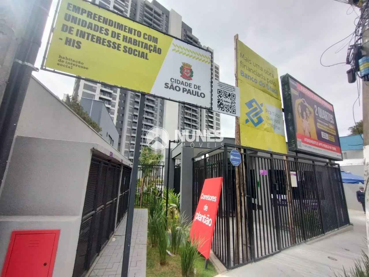 Alugar Apartamento / Padr&atilde;o em S&atilde;o Paulo R$ 1.900,00 - Foto 1