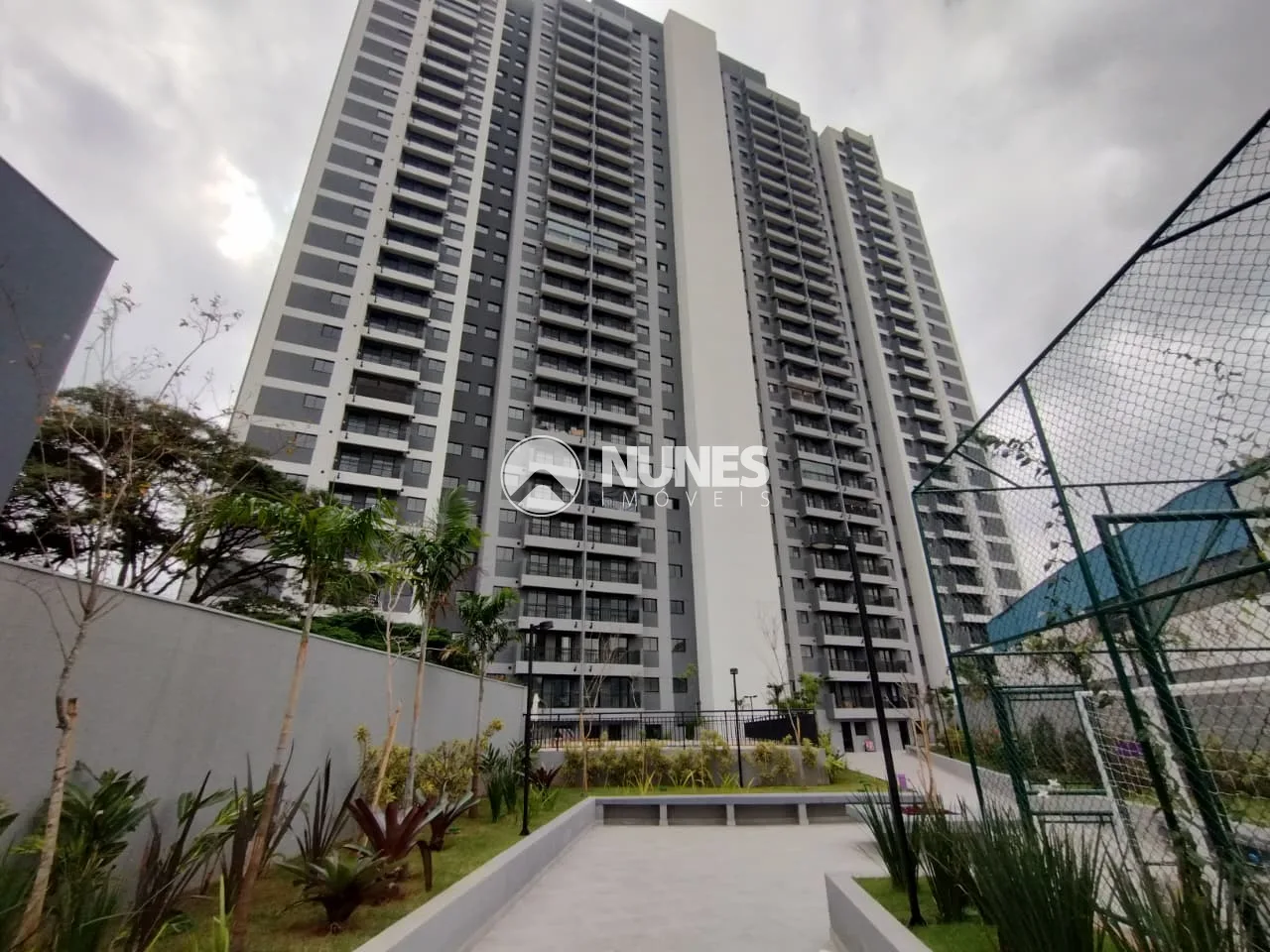 Alugar Apartamento / Padr&atilde;o em S&atilde;o Paulo R$ 1.900,00 - Foto 25