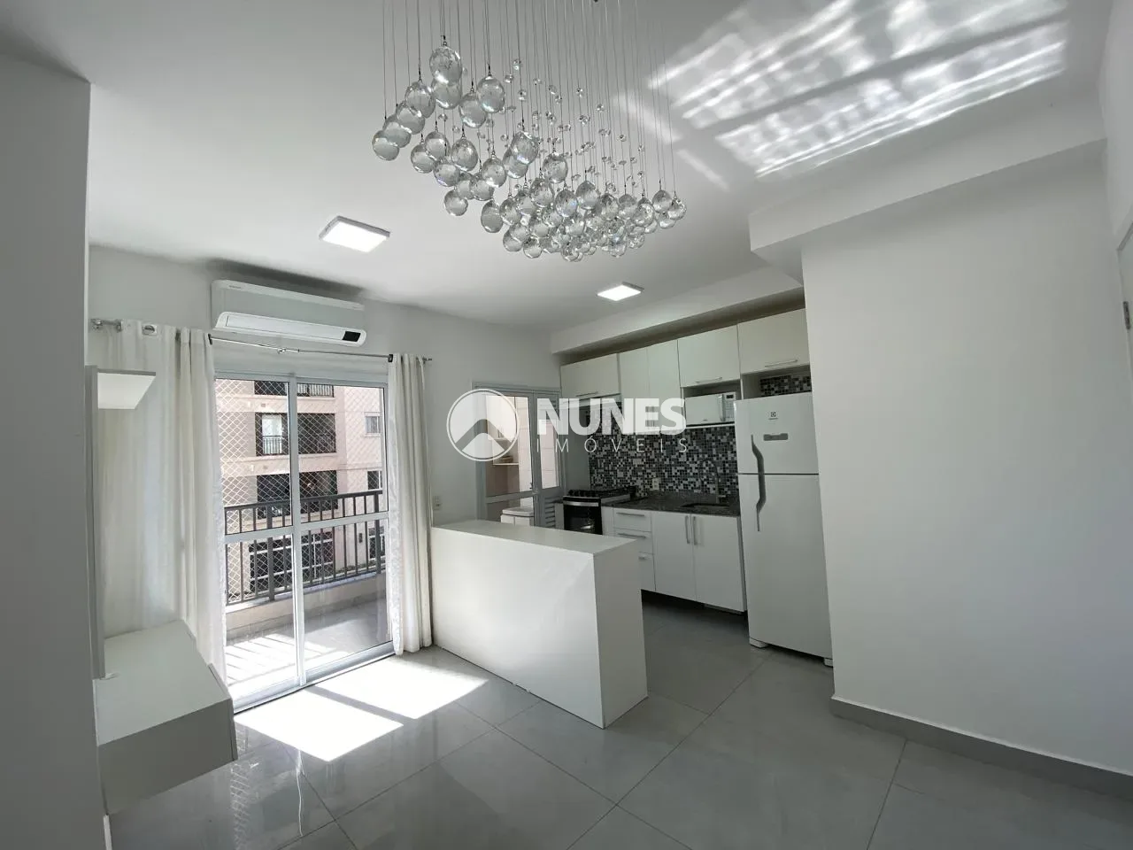 Alugar Apartamento / Padr&atilde;o em Barueri R$ 4.800,00 - Foto 2