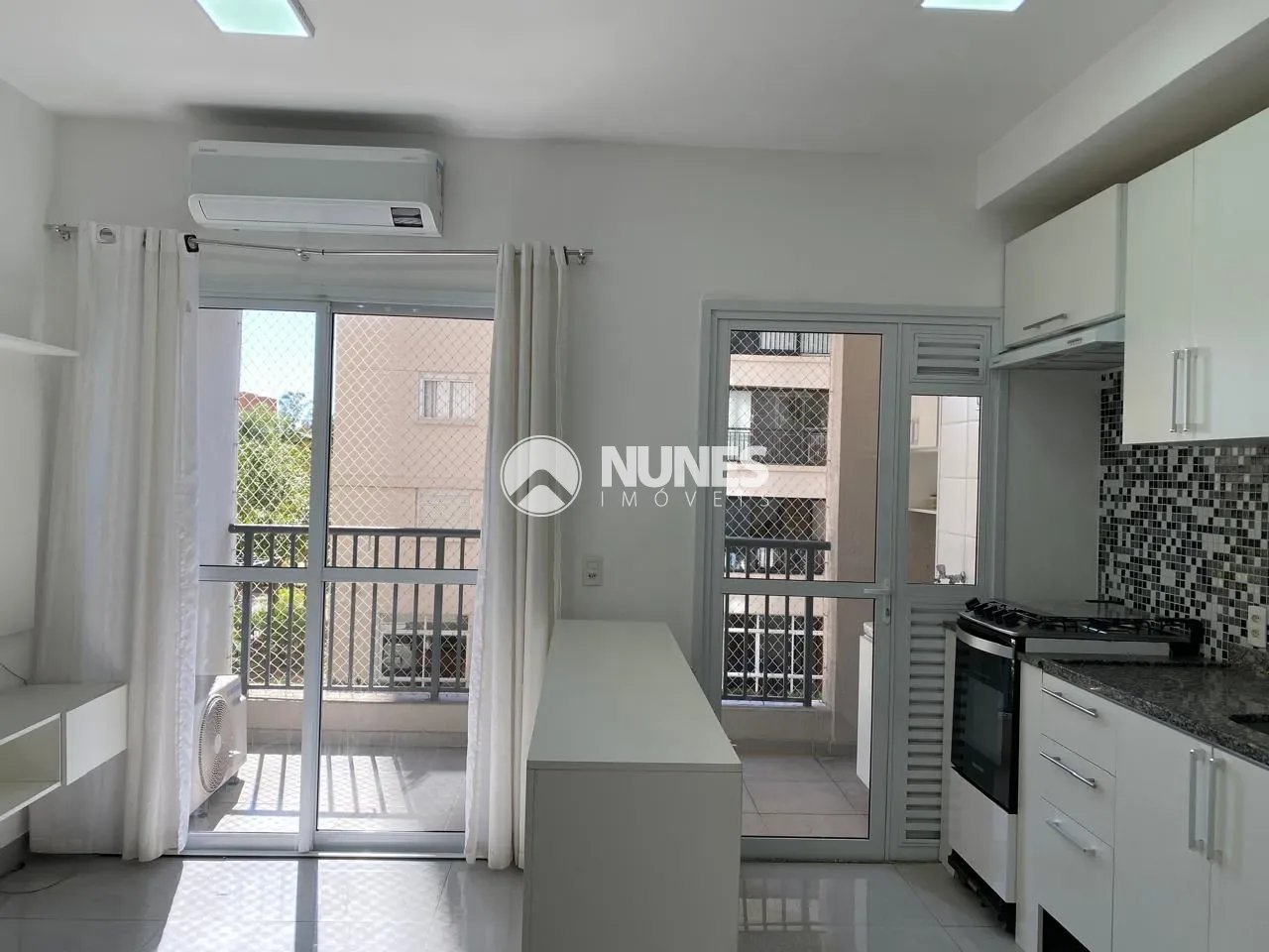 Alugar Apartamento / Padr&atilde;o em Barueri R$ 4.800,00 - Foto 5