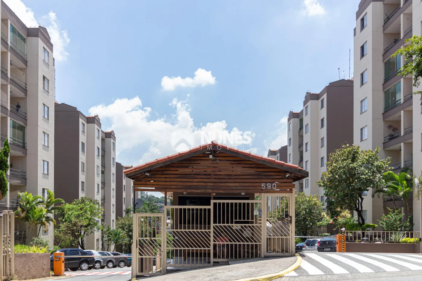 Alugar Apartamento / Padr&atilde;o em Osasco R$ 1.700,00 - Foto 1