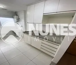 Alugar Apartamento / Padr&atilde;o em S&atilde;o Paulo R$ 3.500,00 - Foto 2