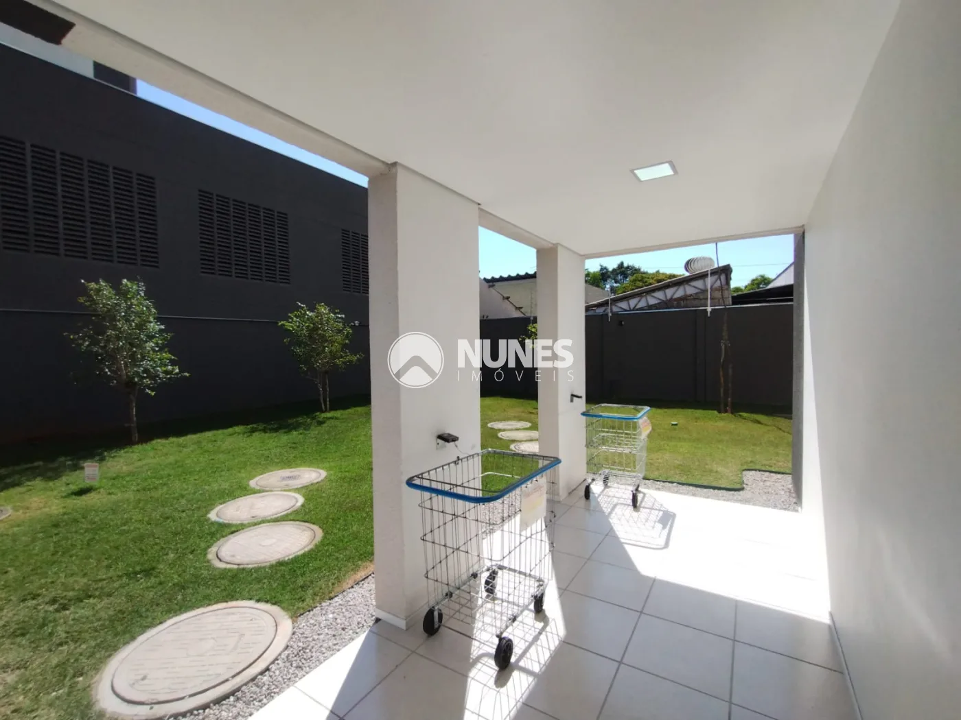Alugar Apartamento / Padr&atilde;o em S&atilde;o Paulo R$ 2.300,00 - Foto 14