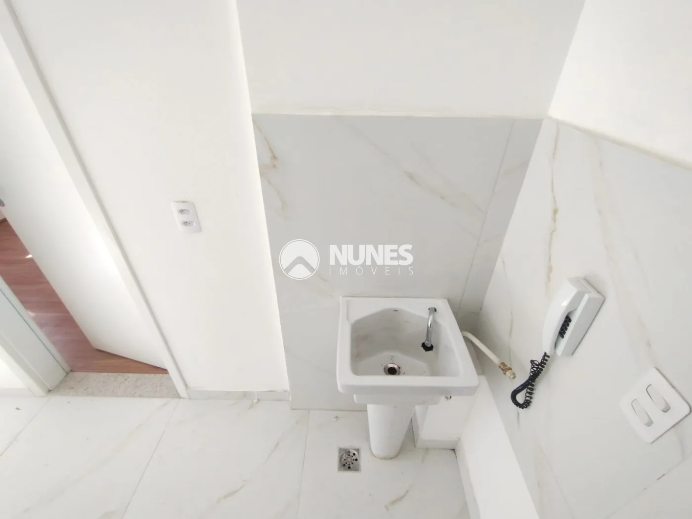 Alugar Apartamento / Padr&atilde;o em S&atilde;o Paulo R$ 2.300,00 - Foto 10