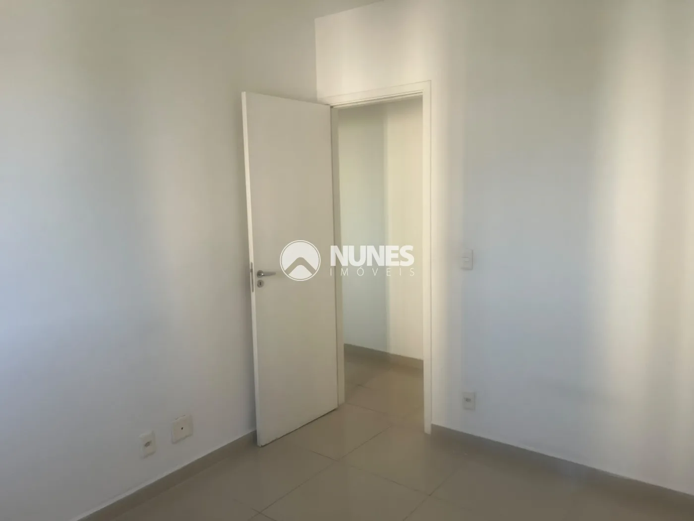 Alugar Apartamento / Padr&atilde;o em Barueri R$ 2.590,00 - Foto 10