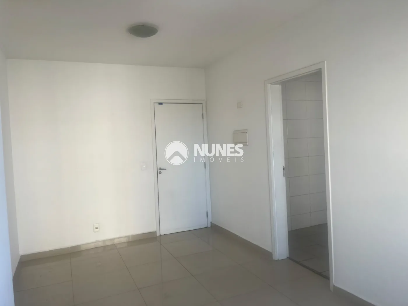 Alugar Apartamento / Padr&atilde;o em Barueri R$ 2.590,00 - Foto 5