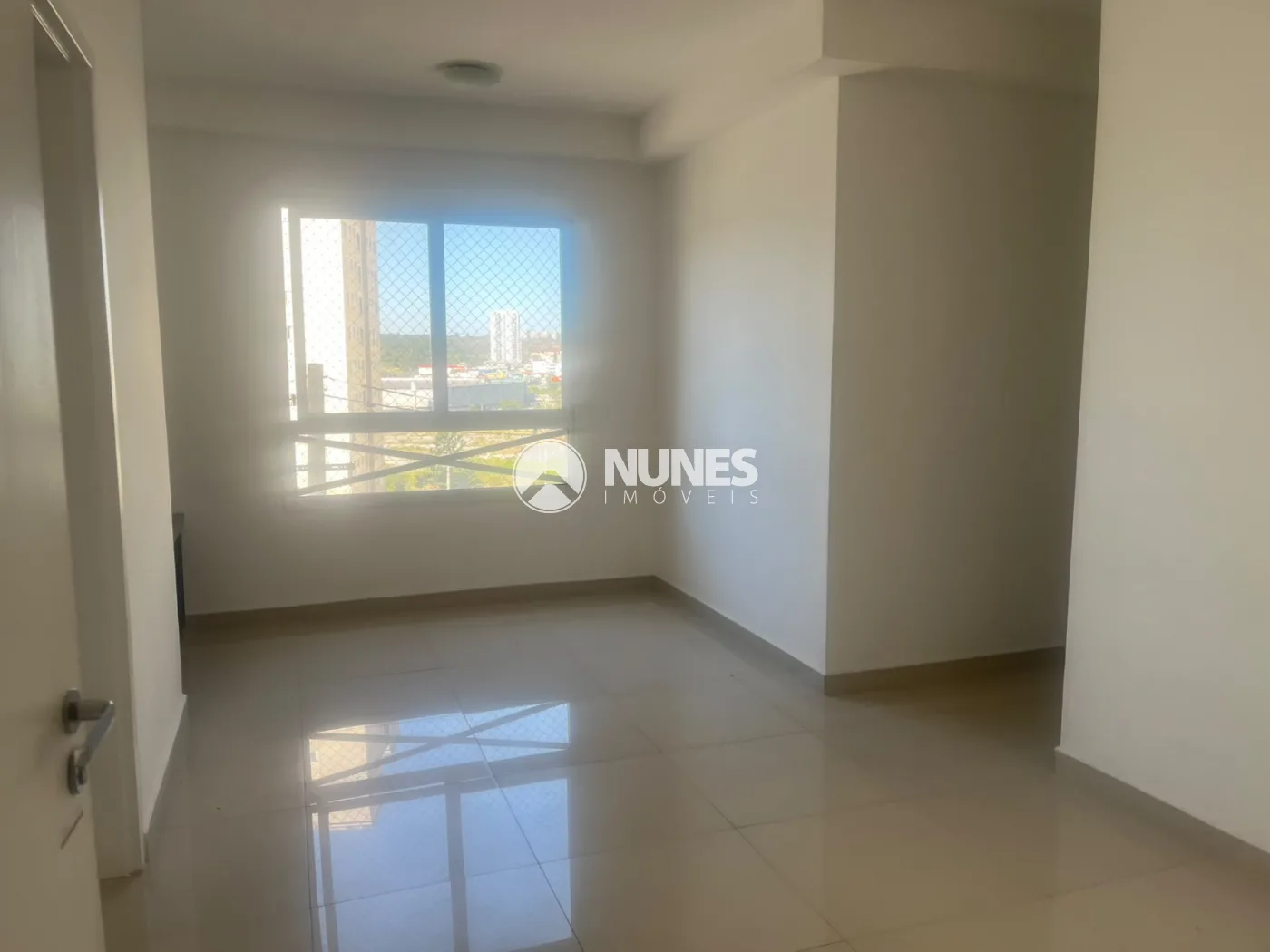 Alugar Apartamento / Padr&atilde;o em Barueri R$ 2.590,00 - Foto 2