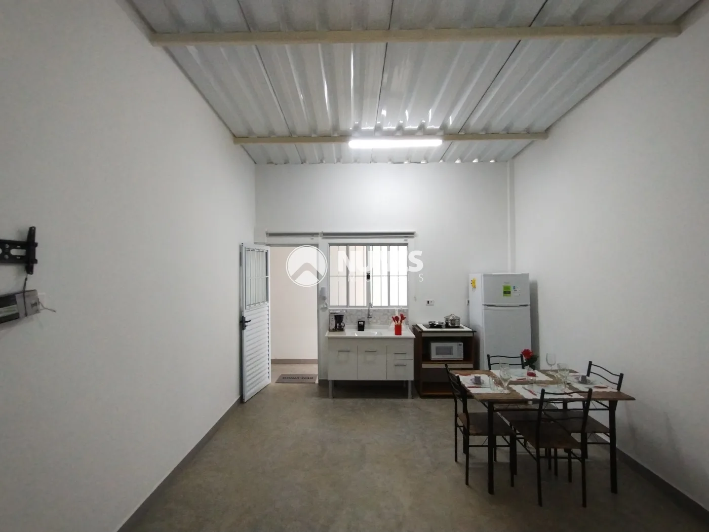 Alugar Apartamento / Kitnet em S&atilde;o Paulo R$ 1.500,00 - Foto 4