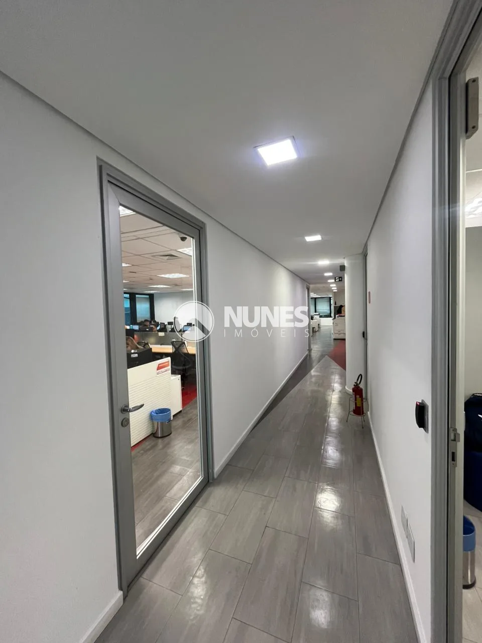 Alugar Comercial / Predio Comercial em S&atilde;o Paulo R$ 220.000,00 - Foto 11