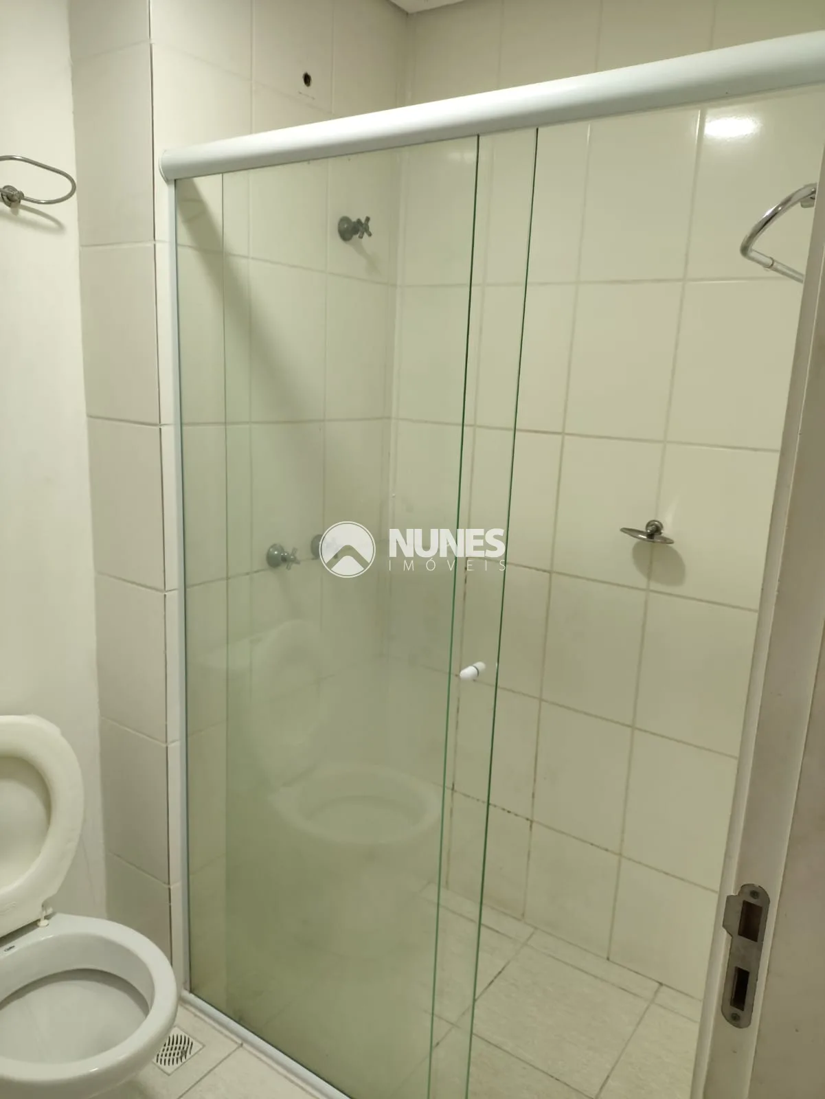 Comprar Apartamento / Padr&atilde;o em Osasco R$ 380.000,00 - Foto 13