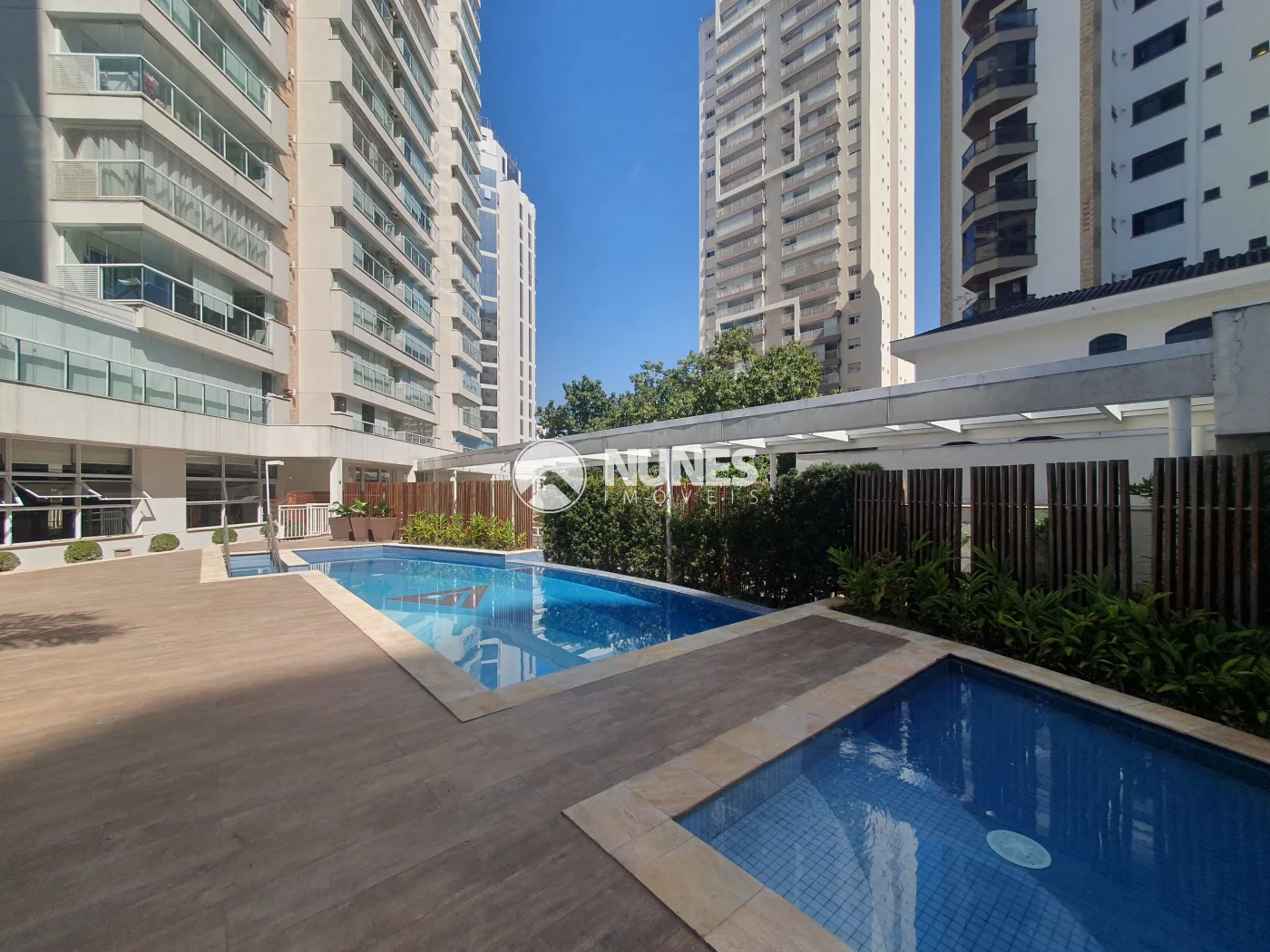 Alugar Apartamento / Padr&atilde;o em S&atilde;o Paulo R$ 6.000,00 - Foto 1