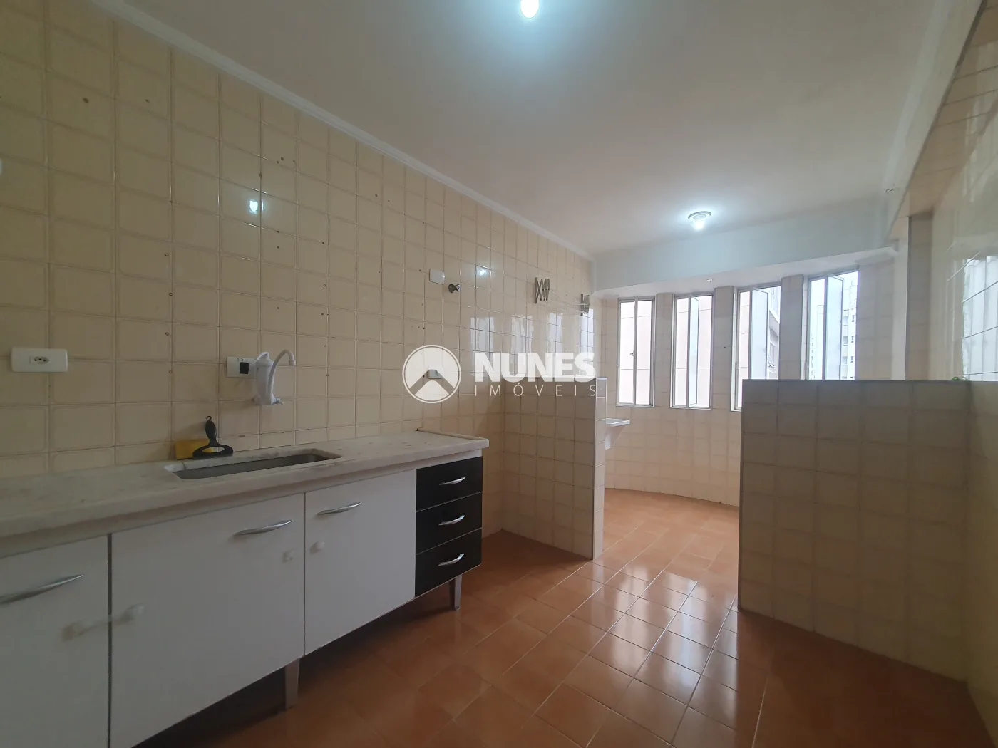 Alugar Apartamento / Padr&atilde;o em S&atilde;o Paulo R$ 2.800,00 - Foto 4
