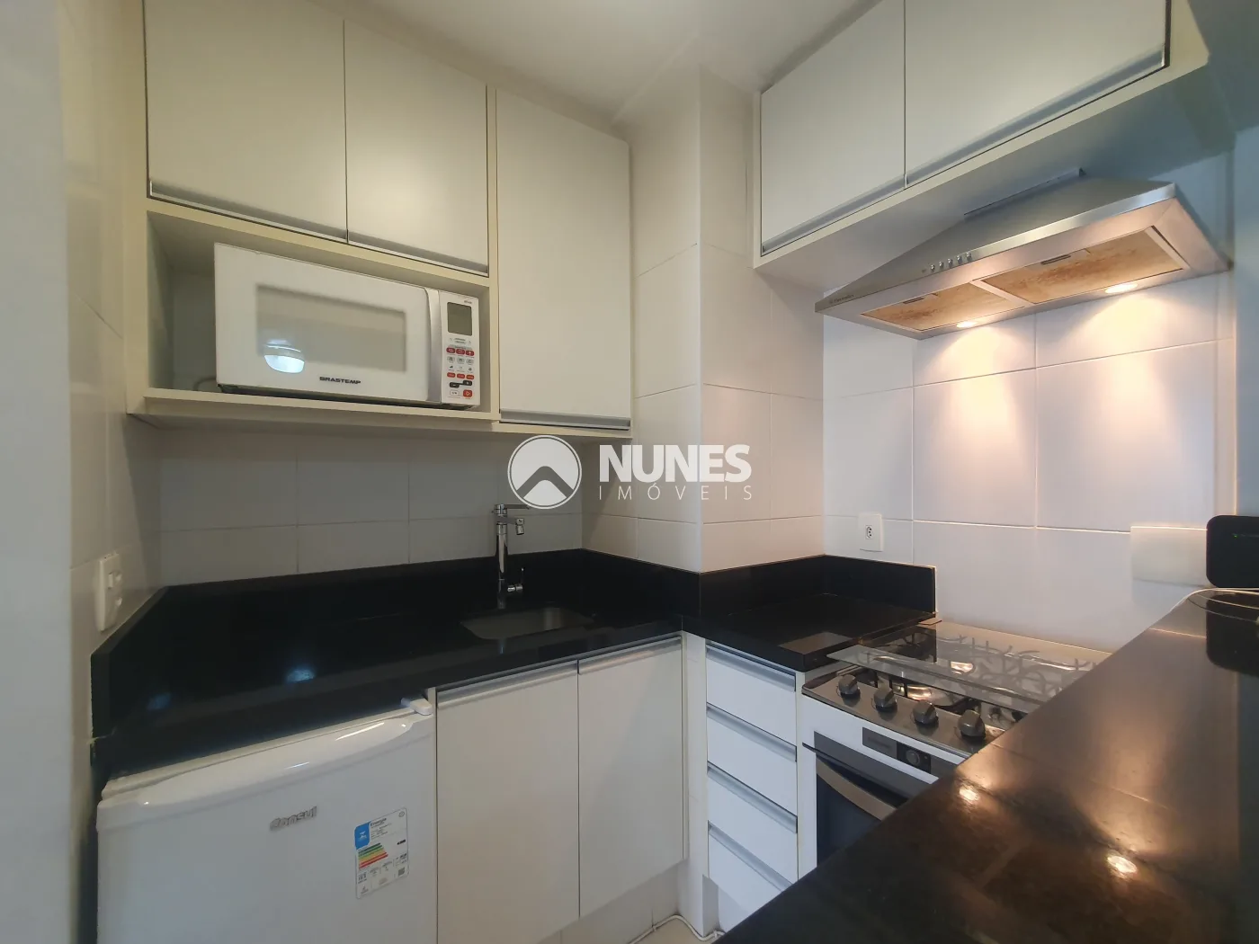 Alugar Apartamento / Padr&atilde;o em S&atilde;o Paulo R$ 3.500,00 - Foto 5