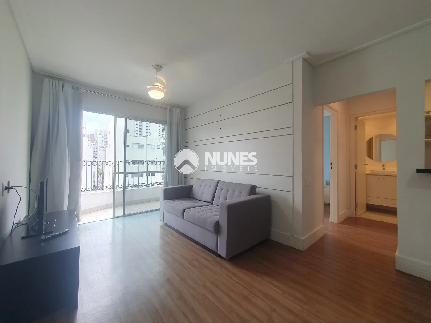 Alugar Apartamento / Padr&atilde;o em S&atilde;o Paulo R$ 3.500,00 - Foto 2