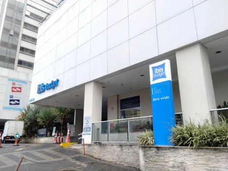 Osasco Centro Comercial Locacao R$ 1.700,00 Condominio R$750,00  1 Vaga 