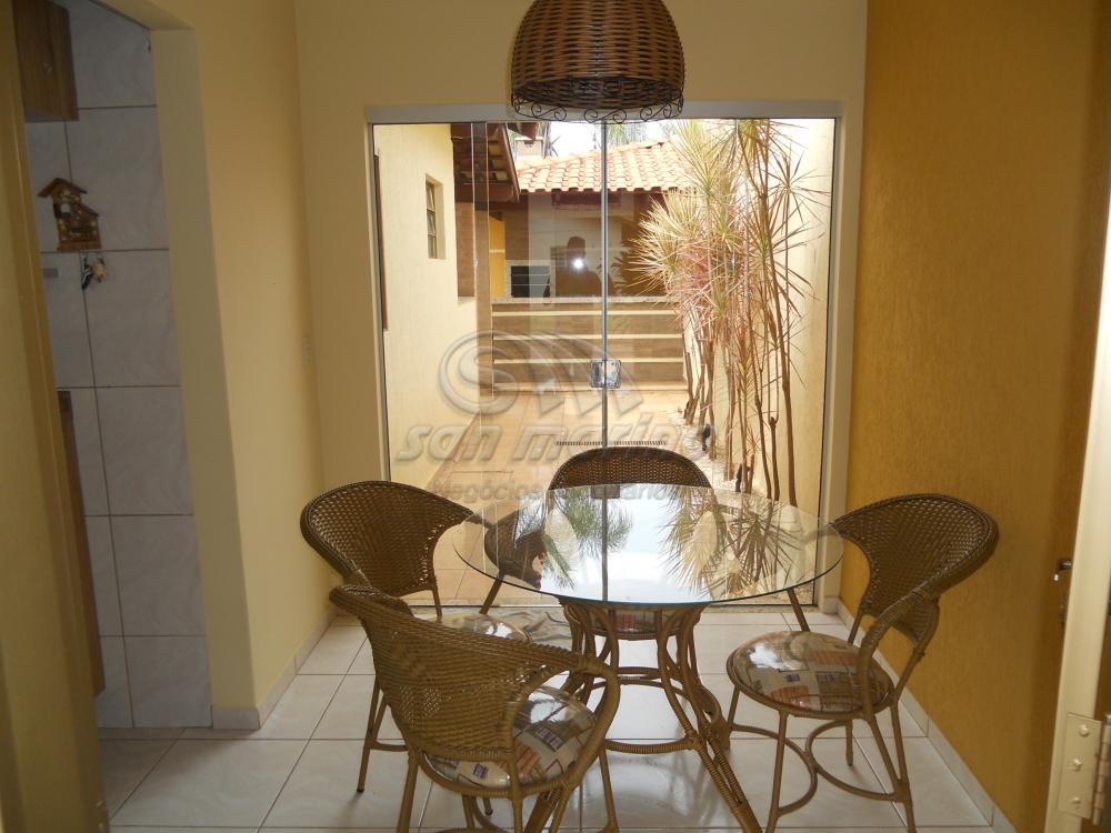 Casas / Condom&iacute;nio em Jaboticabal - foto 2