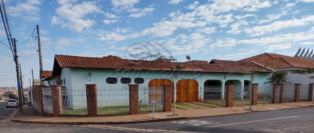 Casas / Padrão em Jaboticabal - foto 0