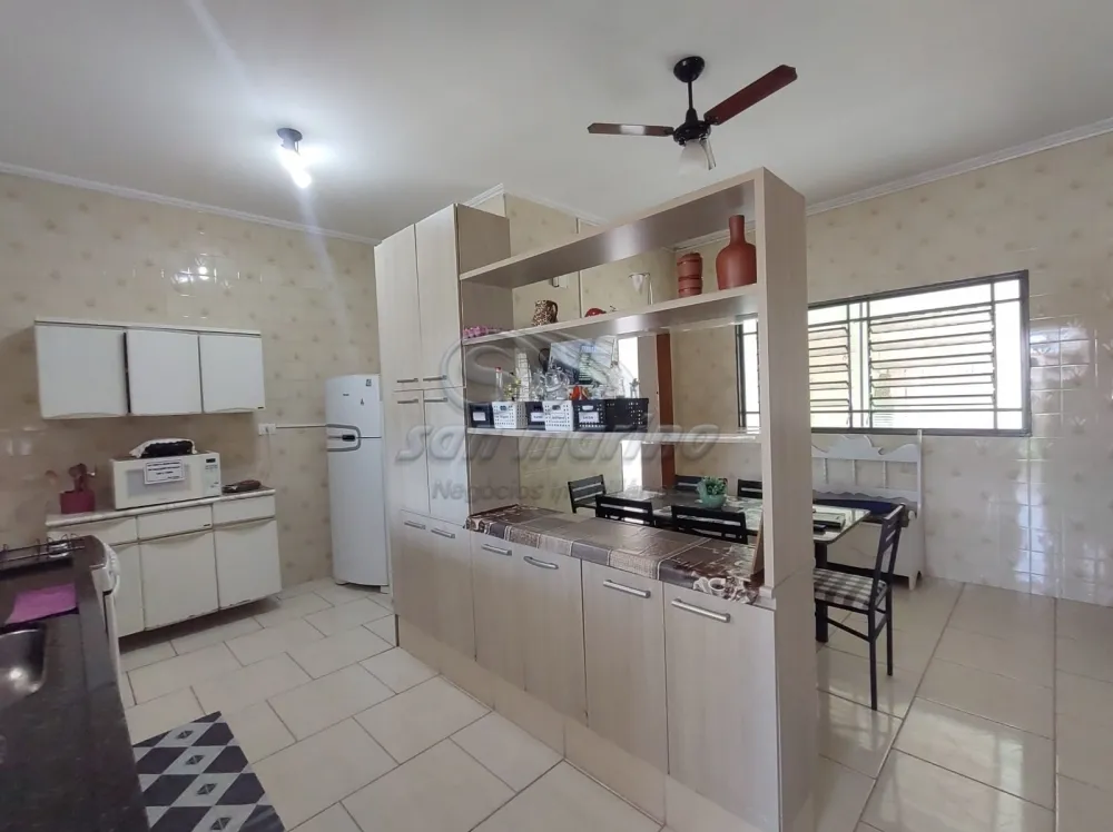 Casas / Padr&atilde;o em Jaboticabal - foto 2