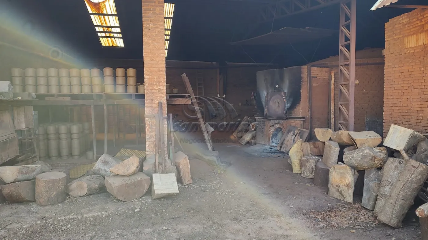 Comerciais / Galp&atilde;o em Jaboticabal - foto 14