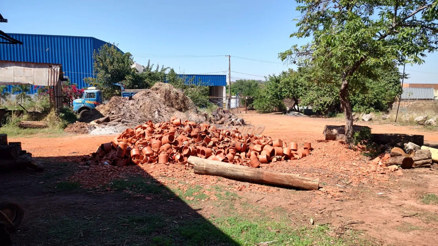 Comerciais / Galp&atilde;o em Jaboticabal - foto 16