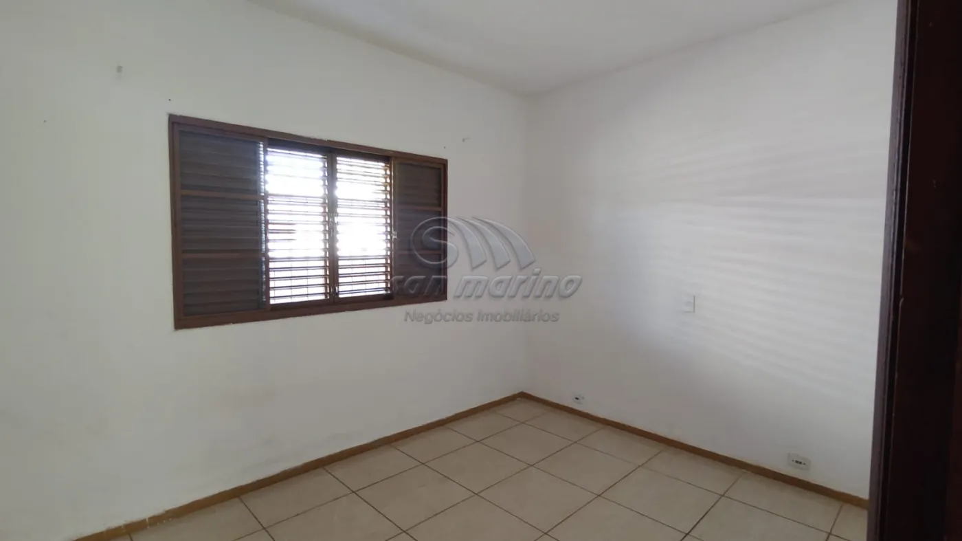 Casas / Padr&atilde;o em Jaboticabal - foto 2