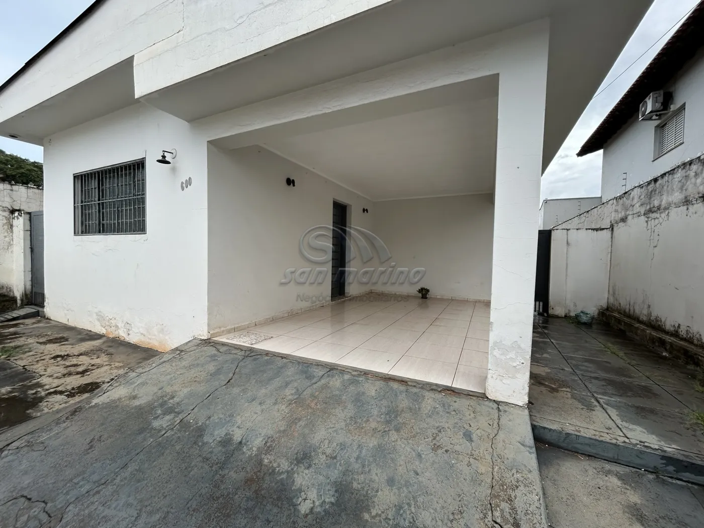 Casas / Padr&atilde;o em Jaboticabal - foto 1