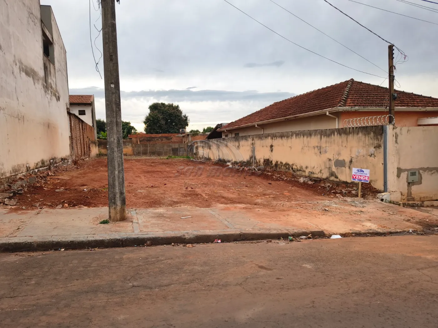 Terrenos / Residencial em Jaboticabal - foto 0