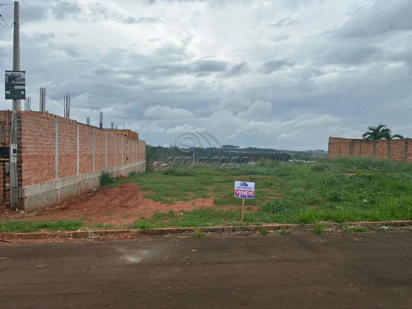 Terrenos / Residencial em Jaboticabal - foto 0