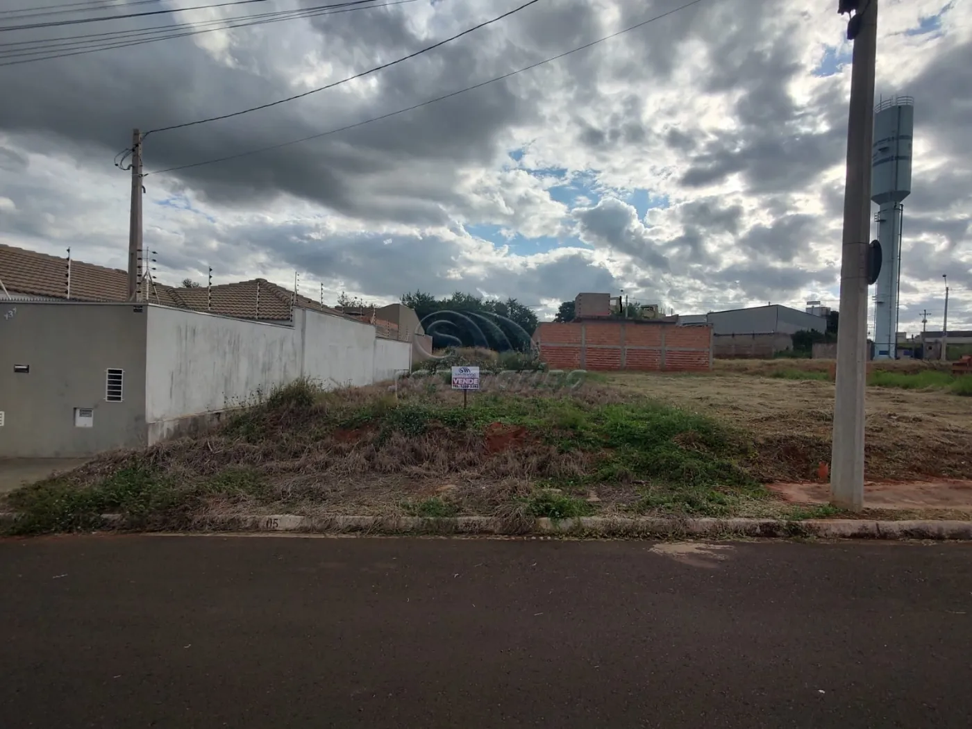 Terrenos / Residencial em Jaboticabal - foto 0