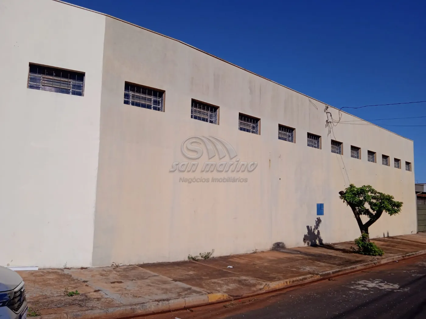 Comerciais / Galp&atilde;o em Jaboticabal - foto 2