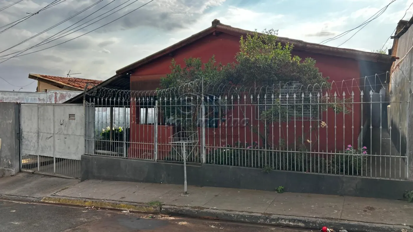 Casas / Padrão em Jaboticabal - foto 0