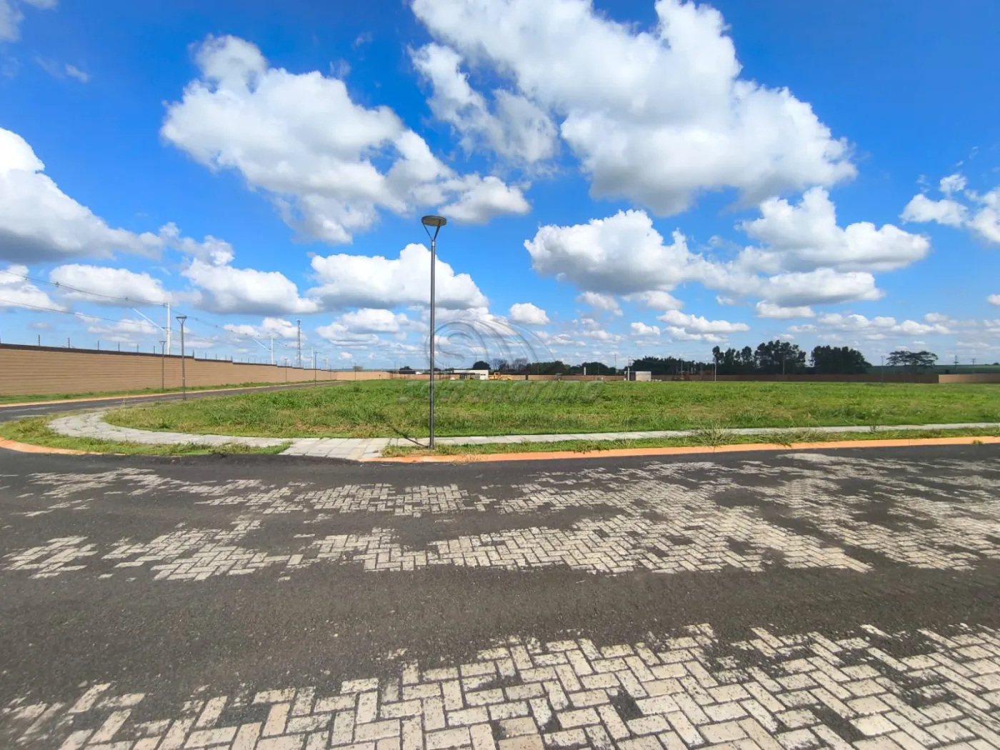 Terrenos / Residencial em Jaboticabal - foto 2